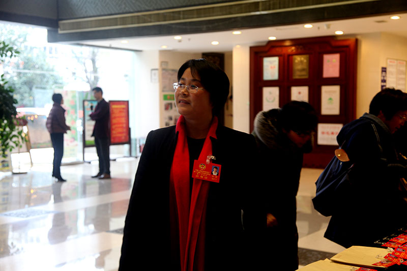 2017.1.6政协委员报到图片 (153).jpg 2017.1.6政协委员报到图片 (153).jpg